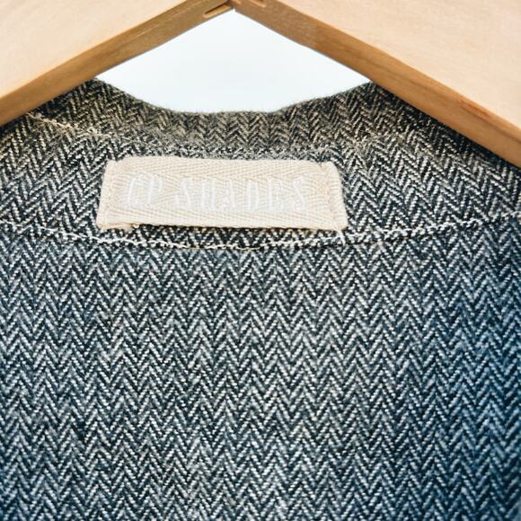 CP Shades Women's Thick Cotton Herringbone Button Down Long Sleeve Shirt Large - Picture 7 of 10